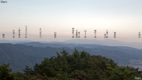 大文字山から台高山脈(大台ヶ原)、大峰山脈の山々を遠望 京都市 2011年10月