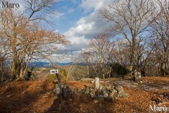 桟敷ヶ岳の山頂 標高895.7m 京都北山 京都市北区 2014年12月