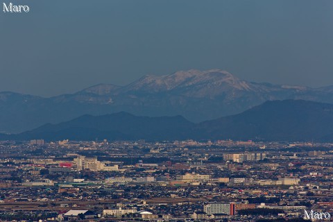 音羽山 池の内展望地から霊仙山、安土山、繖山を遠望する 2015年2月