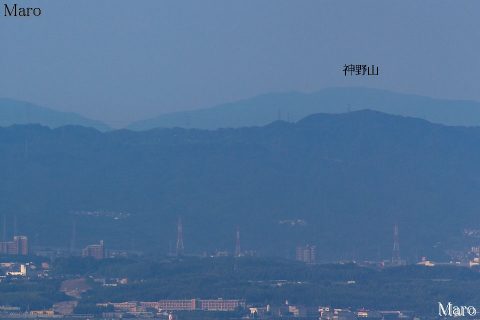 新祝日「山の日」(2016年8月11日)に瓜生山から81.1km先の神野山を遠望